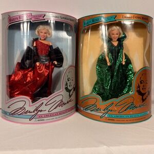 DSI Marilyn Monroe Collector Series Dolls Sparkle Superstar Emerald Evening Set